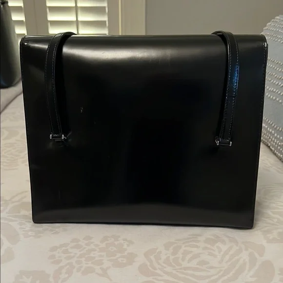 Vintage Kate Spade Black Leather Handbag with Minimalist Design - Picture 2 of 8